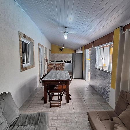 Casa com piscina 2 dormitórios com wi-fi Caraguatatuba Exterior foto